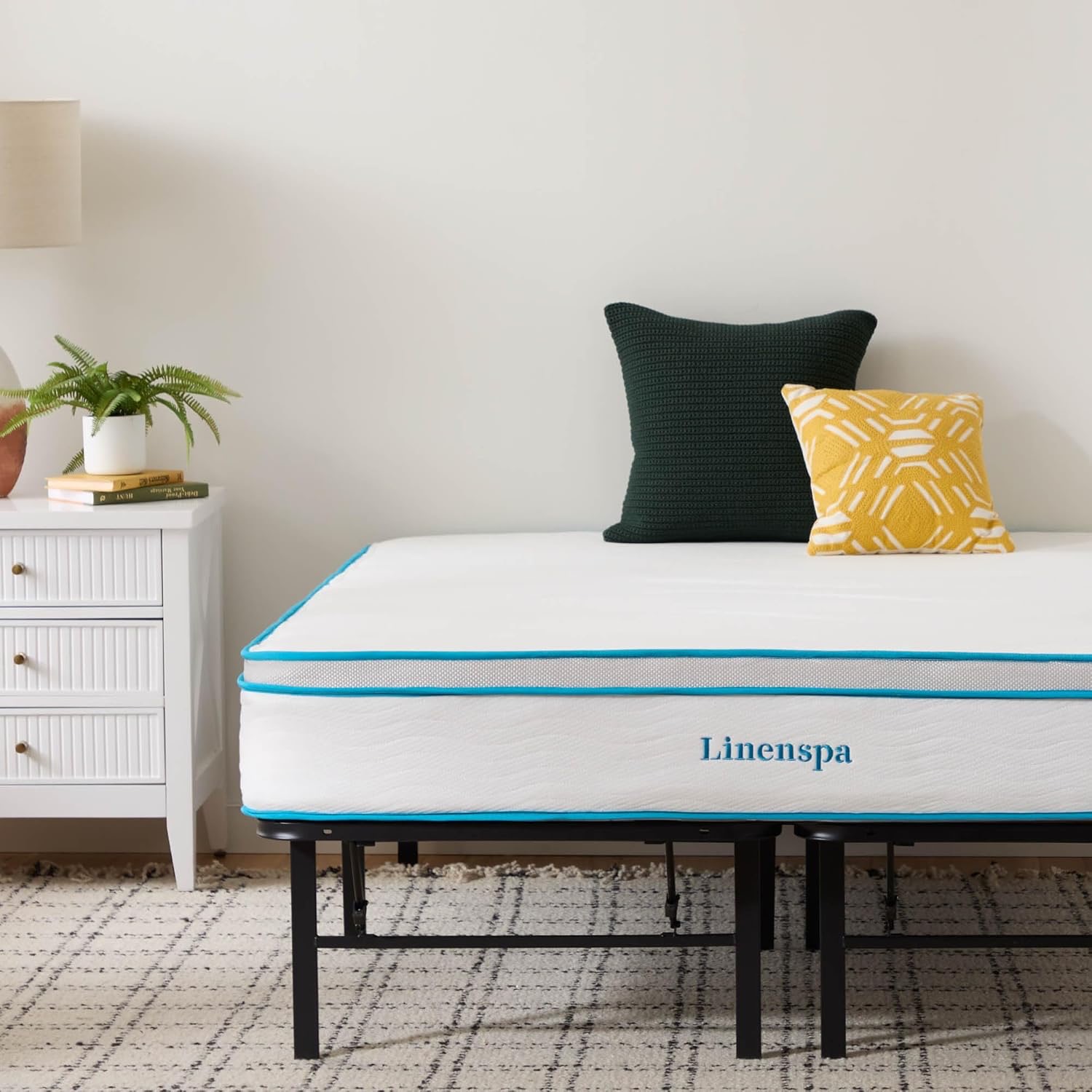 Linenspa 10 Inch Memory Foam and Innerspring Hybrid Mattress